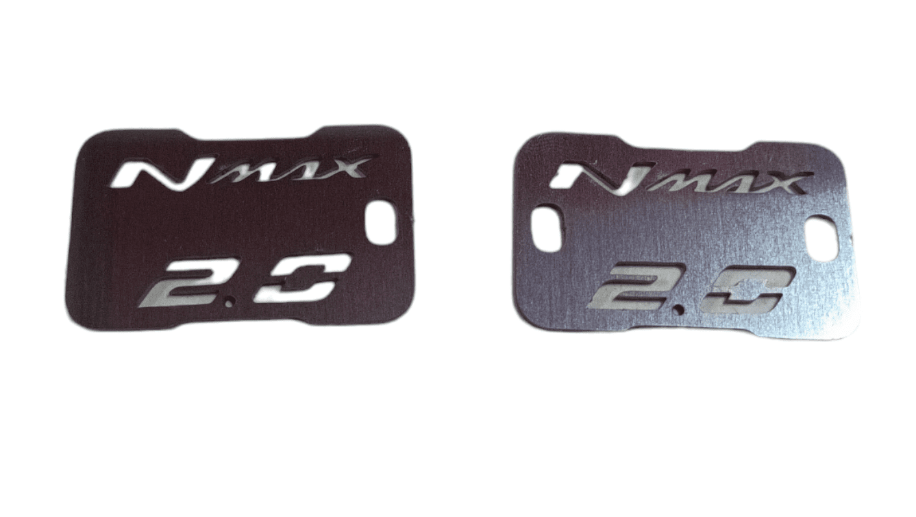 15. PAR PROTECTOR BOMBA DE FRENO Yamaha Nmax Connected